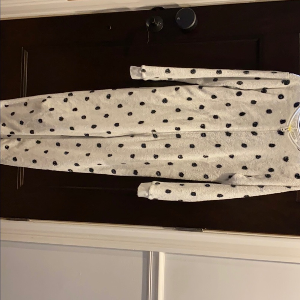 Polkadot onsie